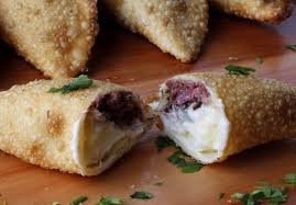 Pastel Carne Seca e Catupiry